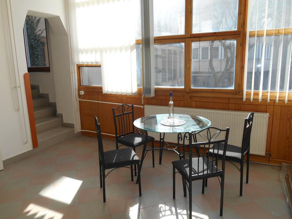 Apartament Akos Apartman Eger Zewnętrze zdjęcie