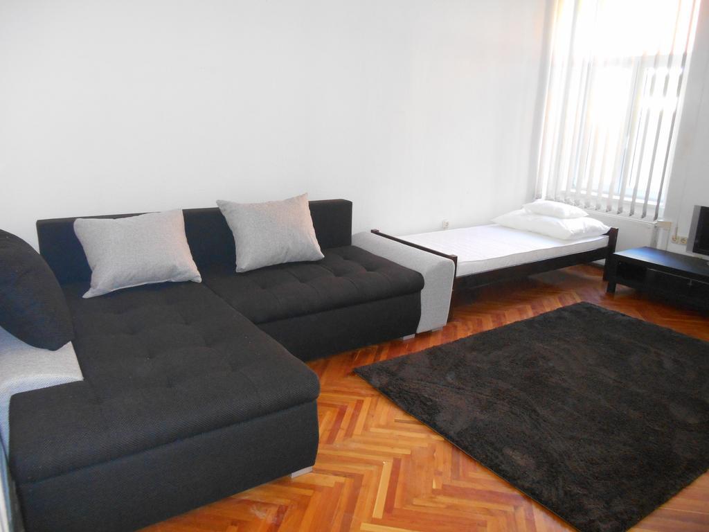 Apartament Akos Apartman Eger Zewnętrze zdjęcie