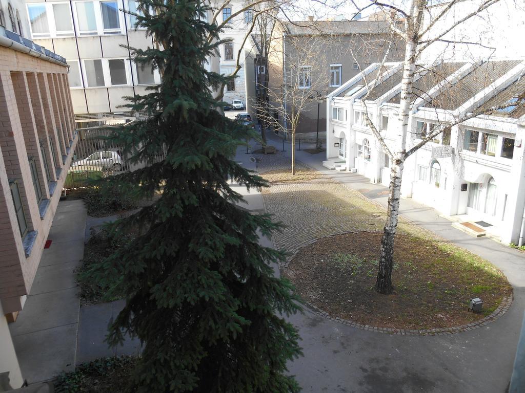 Apartament Akos Apartman Eger Zewnętrze zdjęcie
