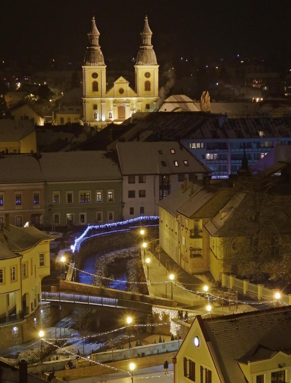 Apartament Akos Apartman Eger Zewnętrze zdjęcie